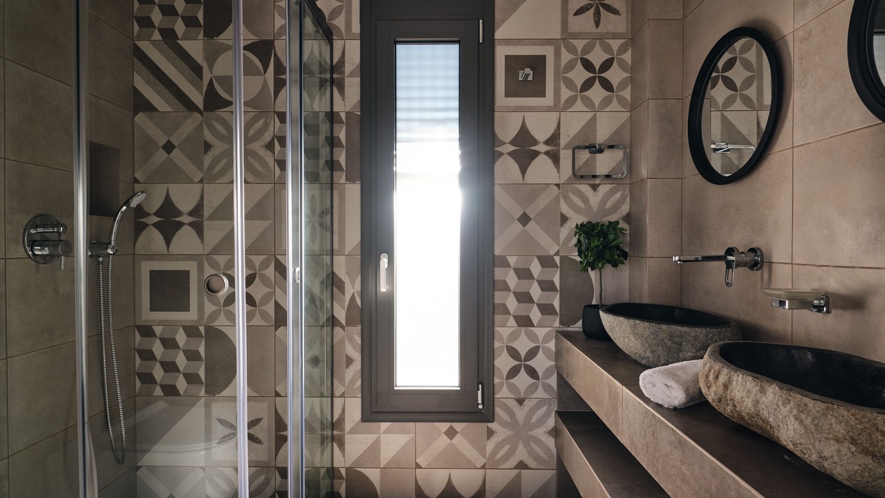 Photo of Bedroom in Neromilos