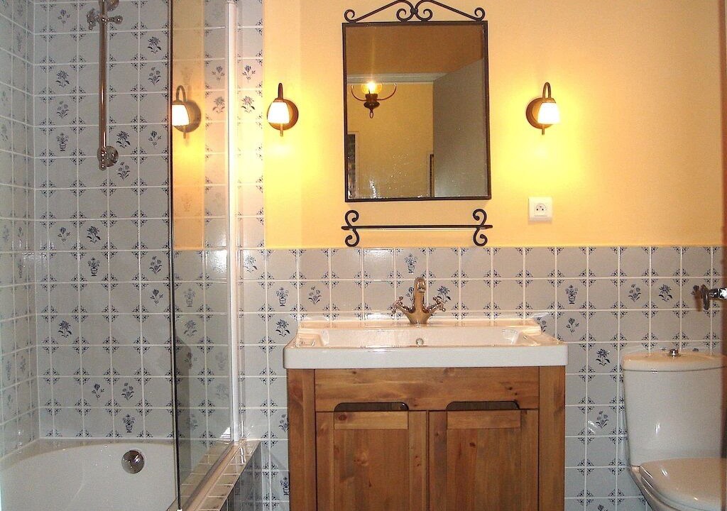 Photo of Bathroom in Bandol