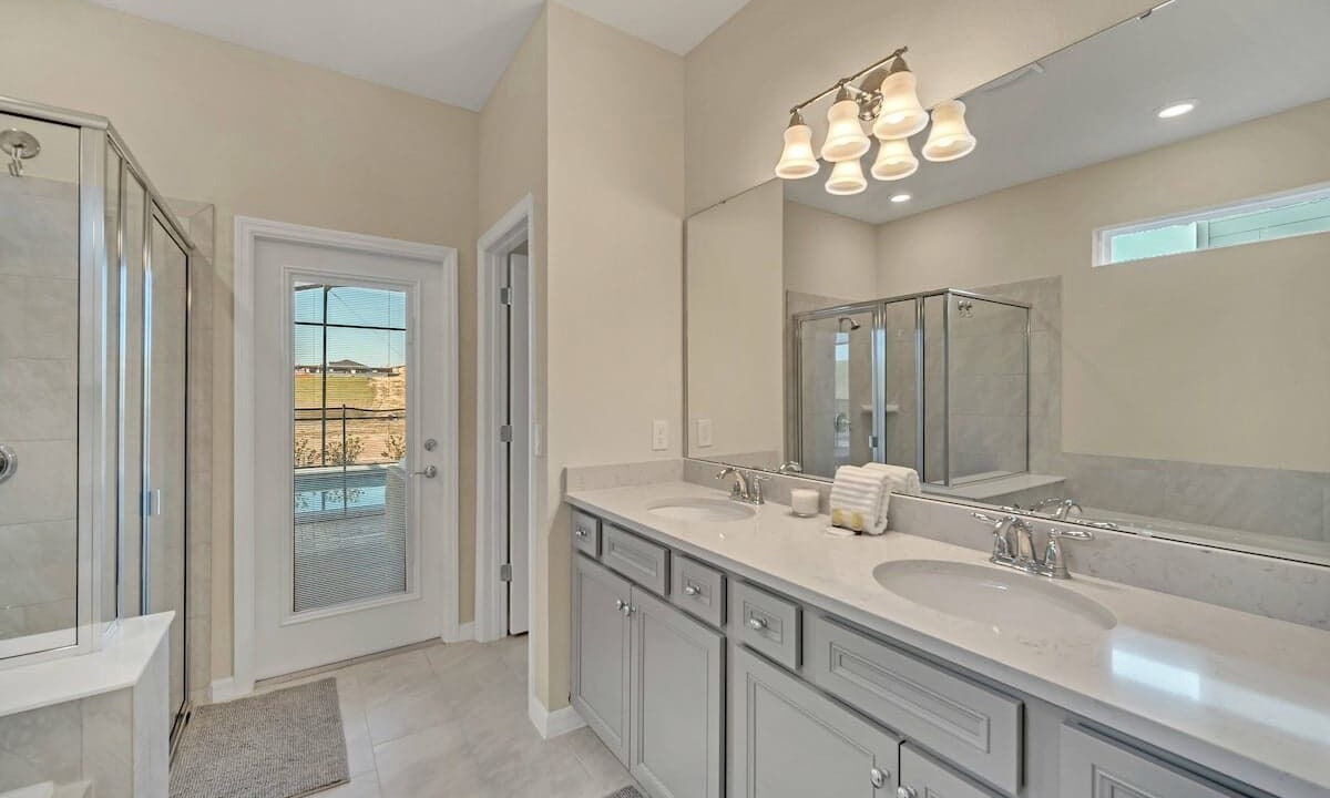 Photo of Bathroom in Davenport