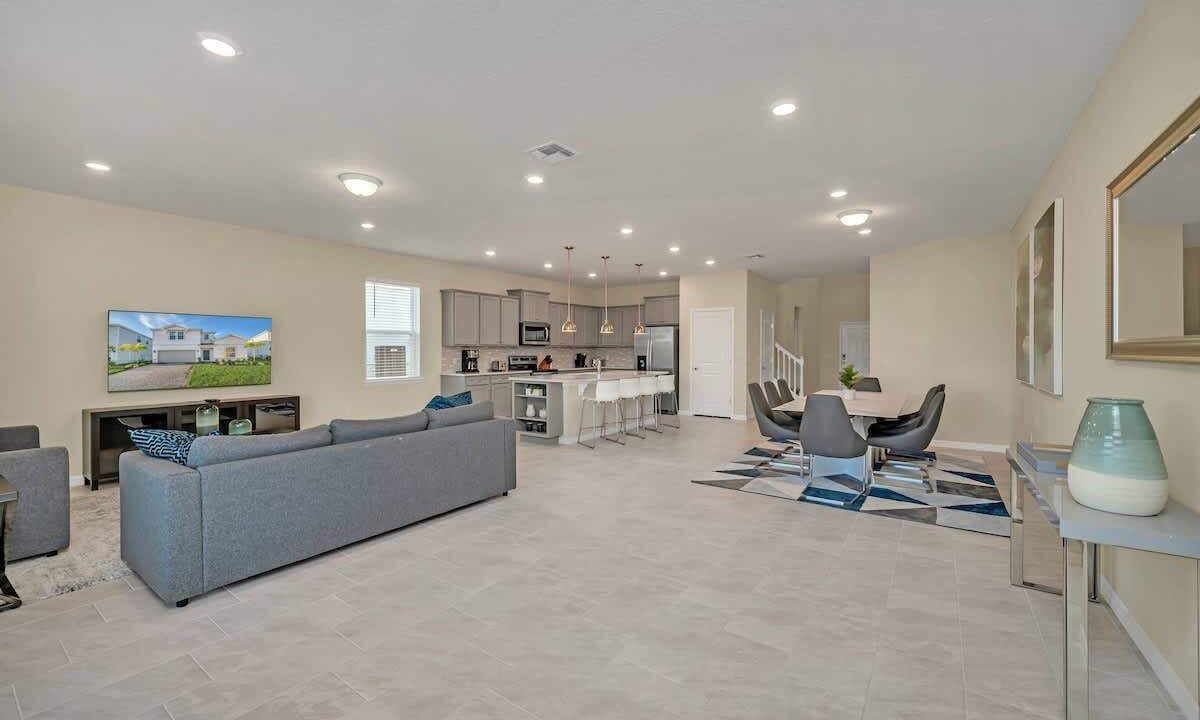 Photo of Livingroom in Davenport