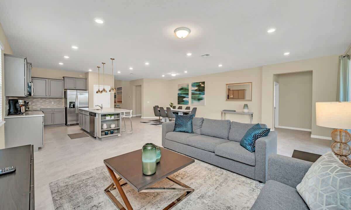 Photo of Livingroom in Davenport