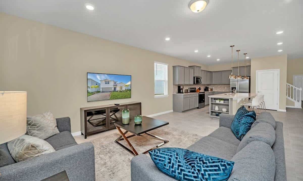 Photo of Livingroom in Davenport