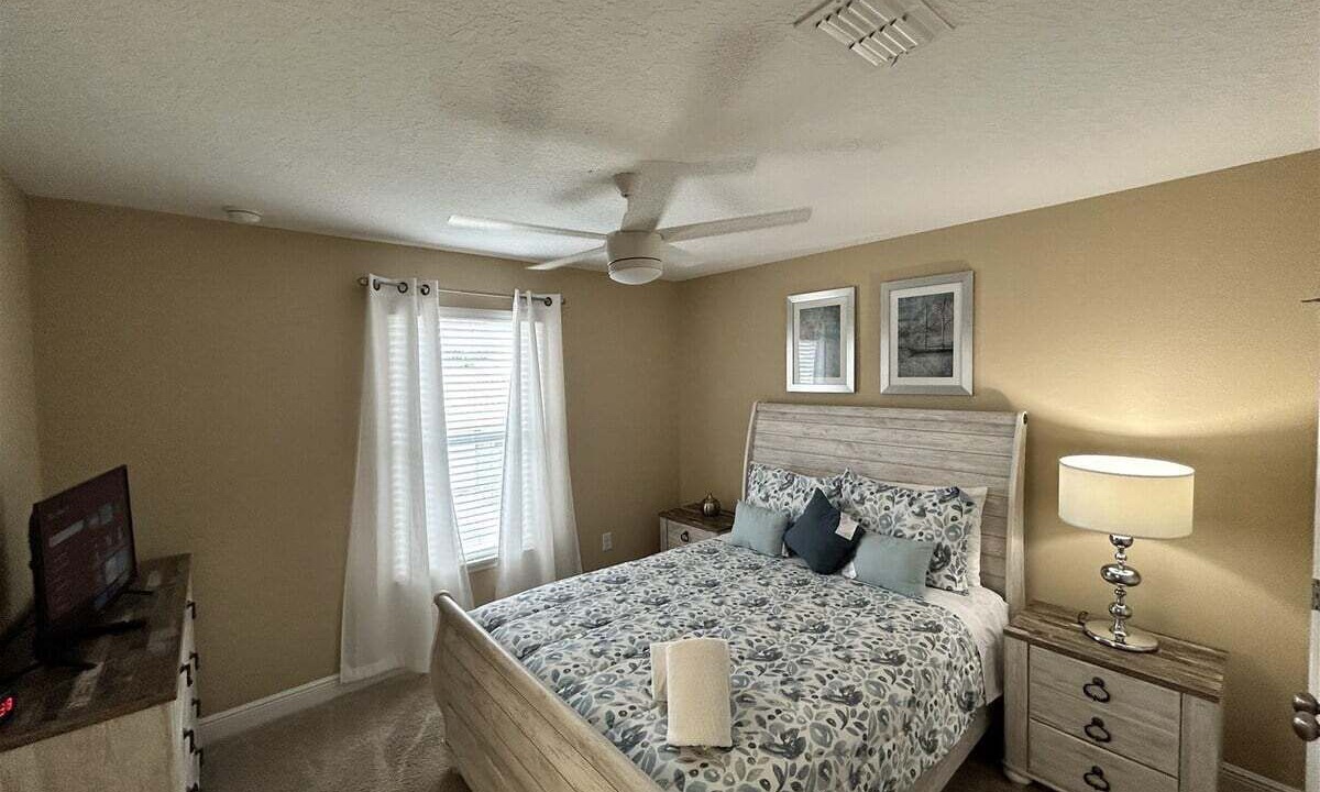 Photo of Bedroom in Loughman