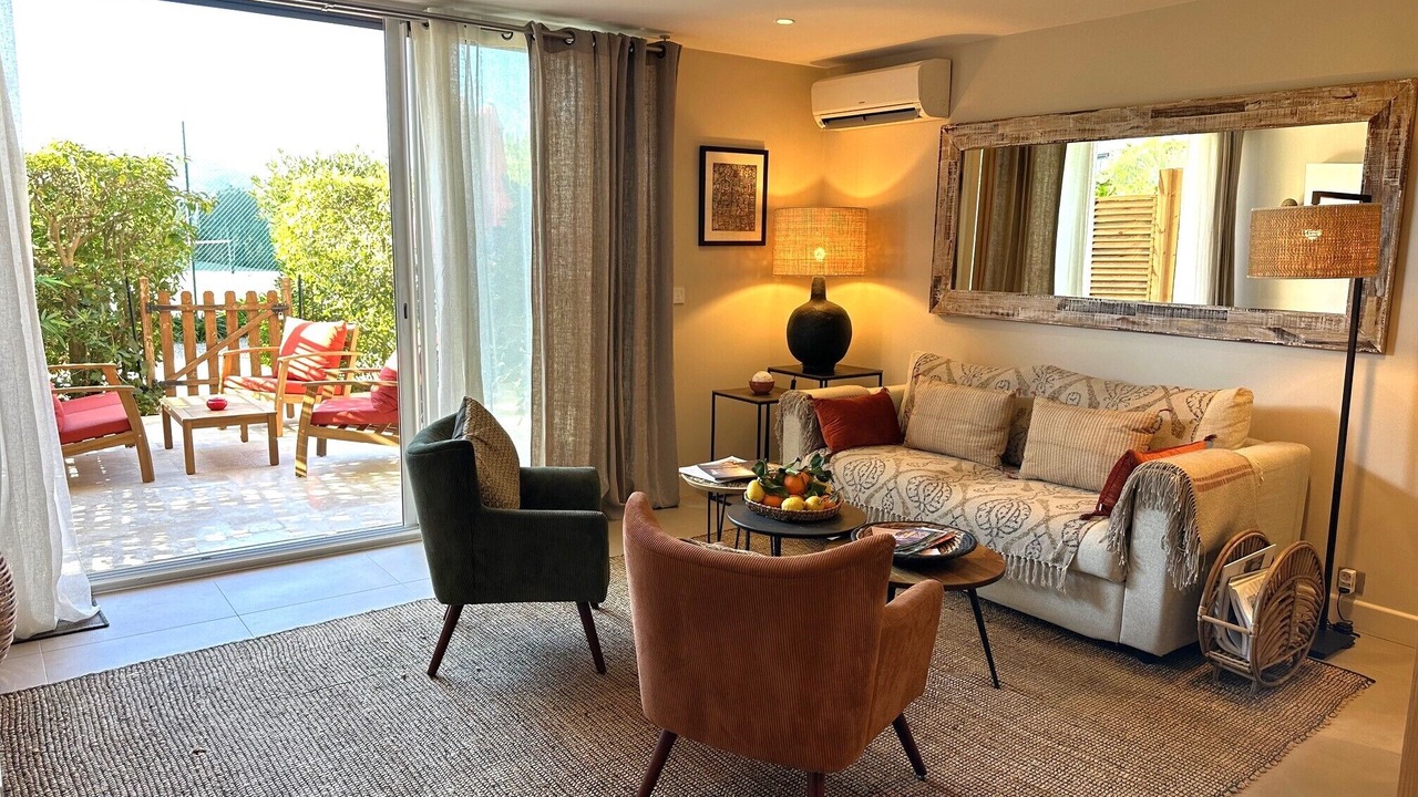 Photo of Livingroom in Cote d'Azur- French Riviera