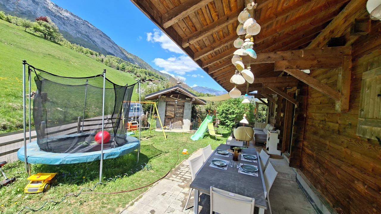 Photo of Outdoor in Les Clefs