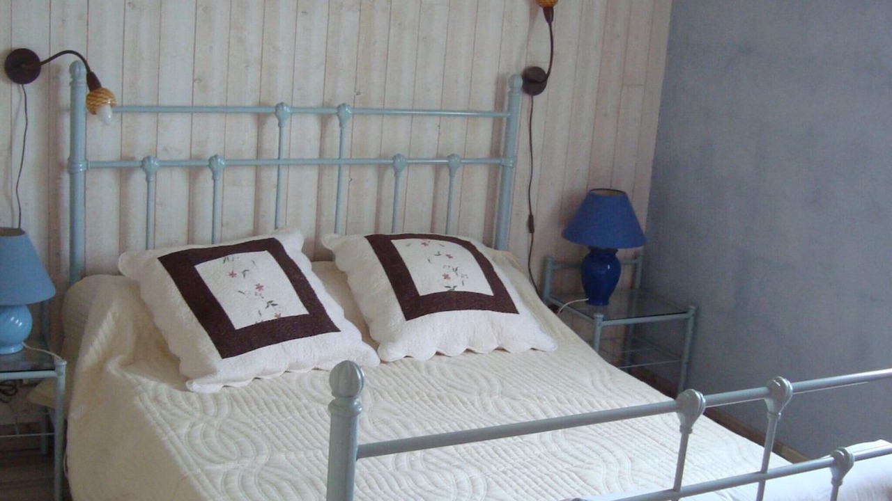 Photo of Bedroom in Entrecasteaux