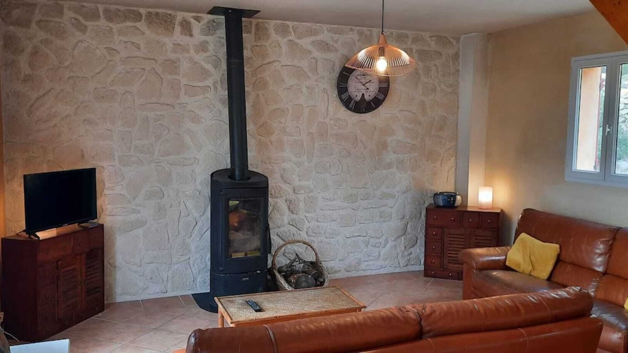Photo of Livingroom in Entrecasteaux