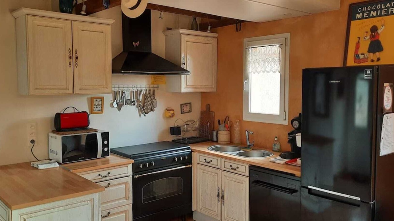 Photo of Kitchen in Entrecasteaux