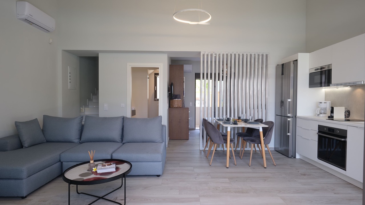 Photo of Livingroom in Adelianos Kampos