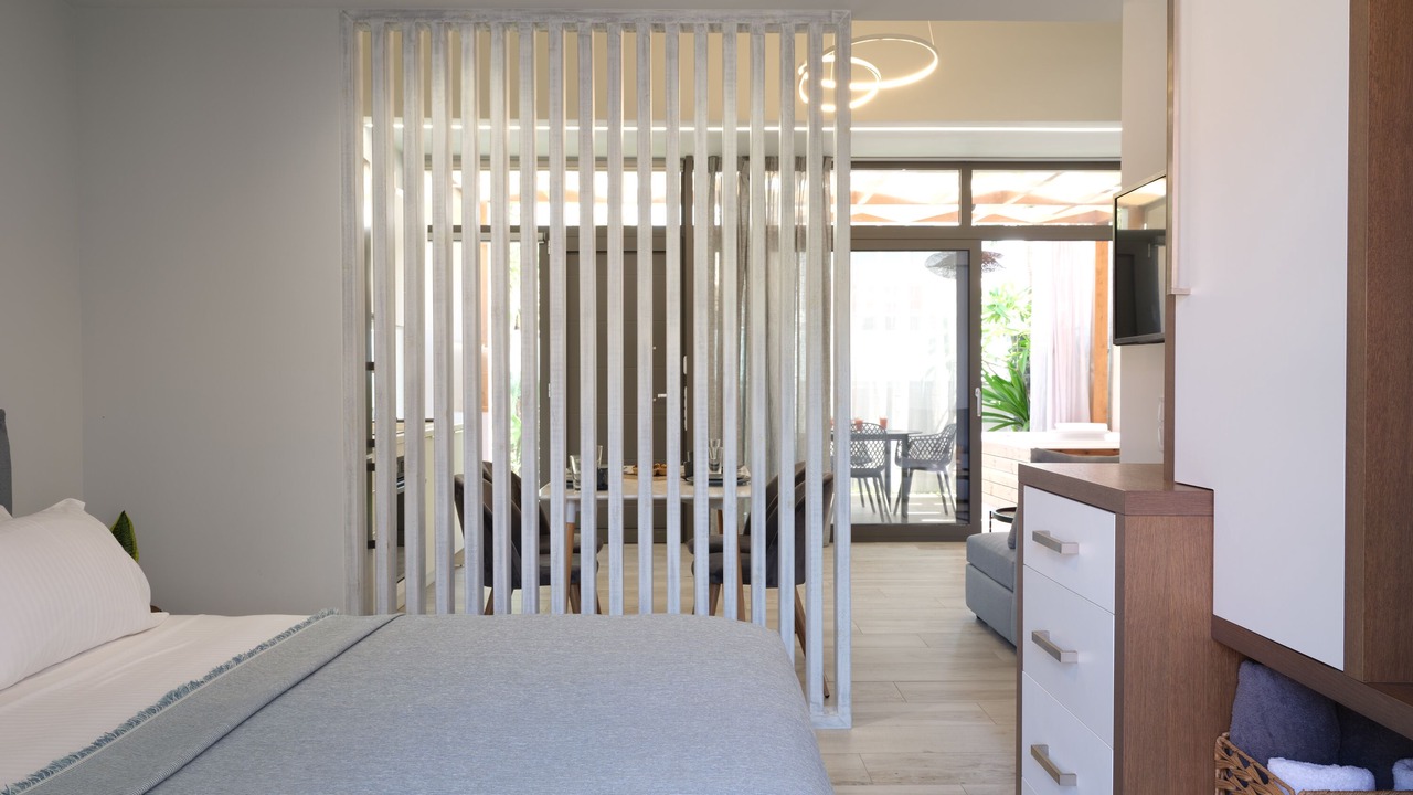 Photo of Bedroom in Adelianos Kampos