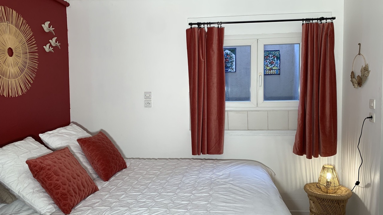 Photo of Bedroom in Pierrefeu-du-Var