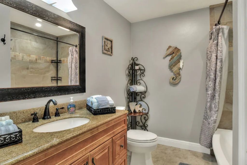 Photo of Bathroom in Lakeland