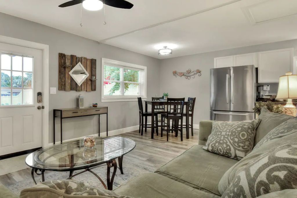 Photo of Livingroom in Lakeland