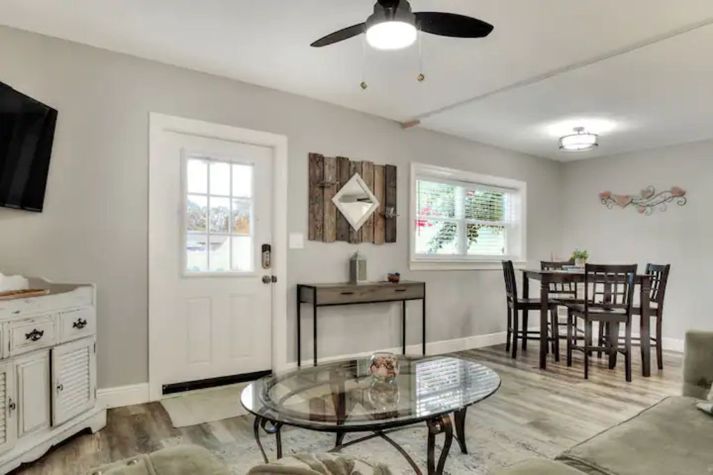 Photo of Livingroom in Lakeland
