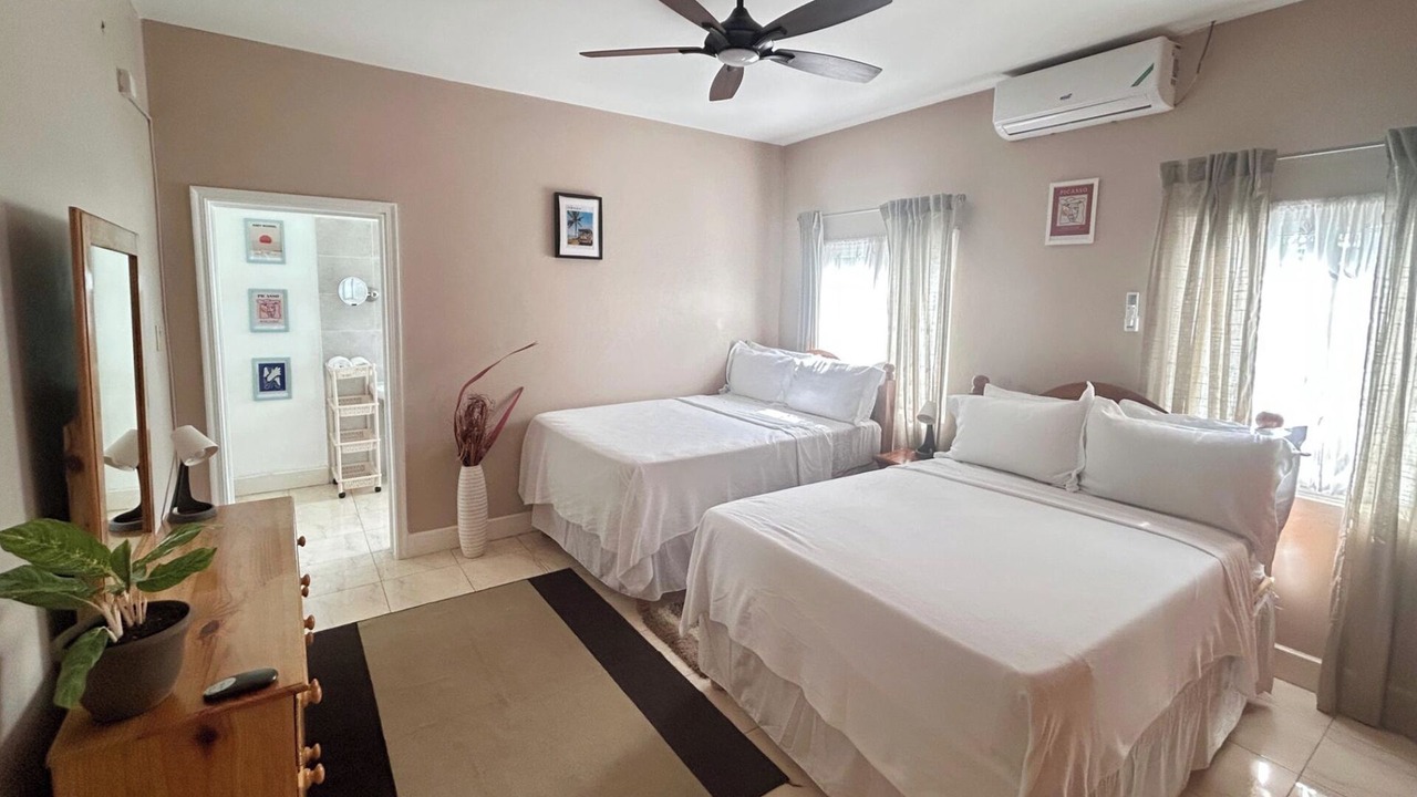 Photo of Bathroom in Runaway Bay