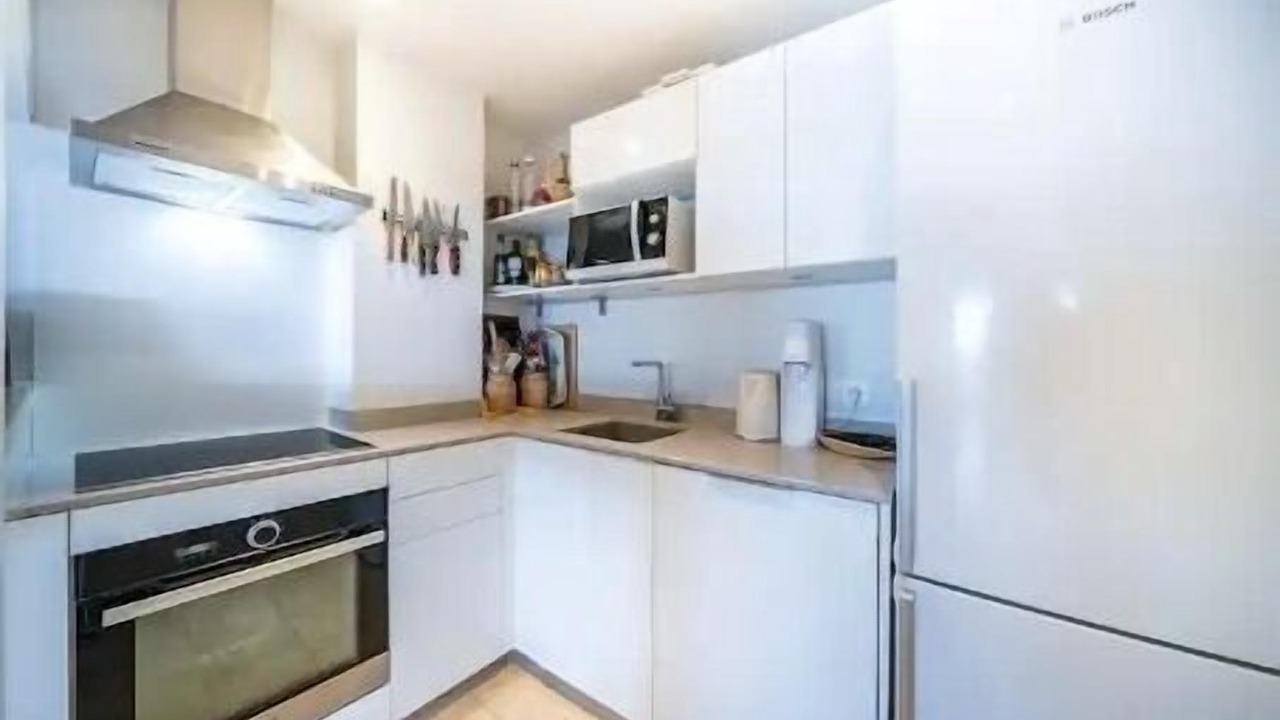 Photo of Kitchen in California - Pezou