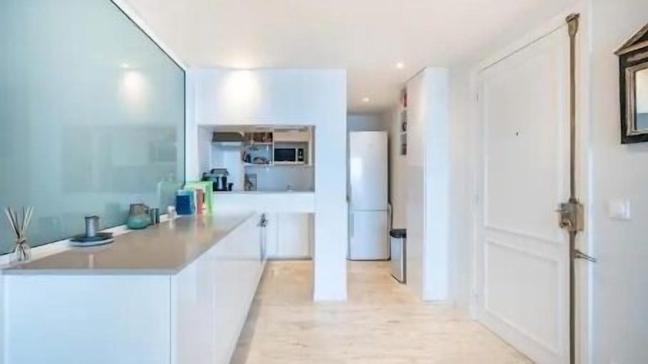 Photo of Kitchen in California - Pezou