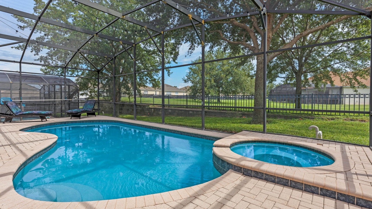 Photo of Outdoor in Windsor Hills
