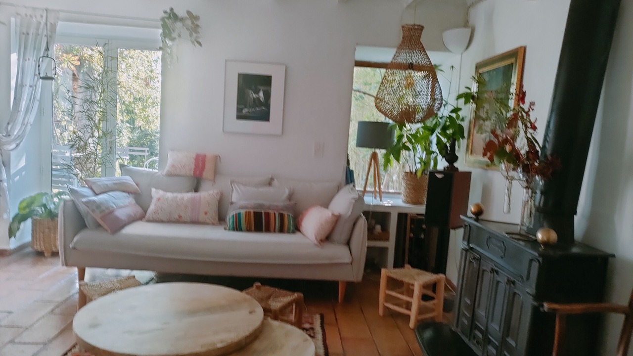 Photo of Livingroom in Beaurecueil