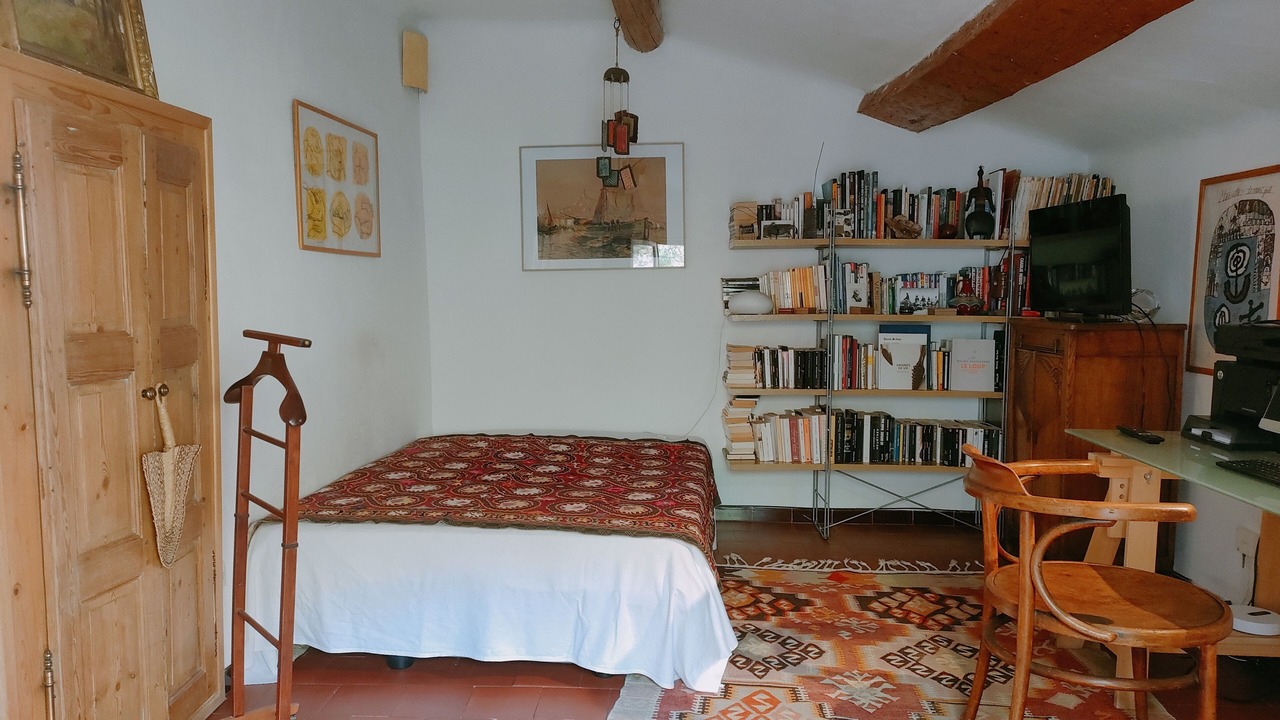 Photo of Bedroom in Beaurecueil