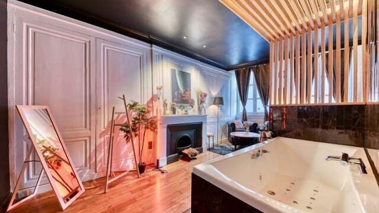 Photo of Bathroom in Terreaux - Bat d'argent