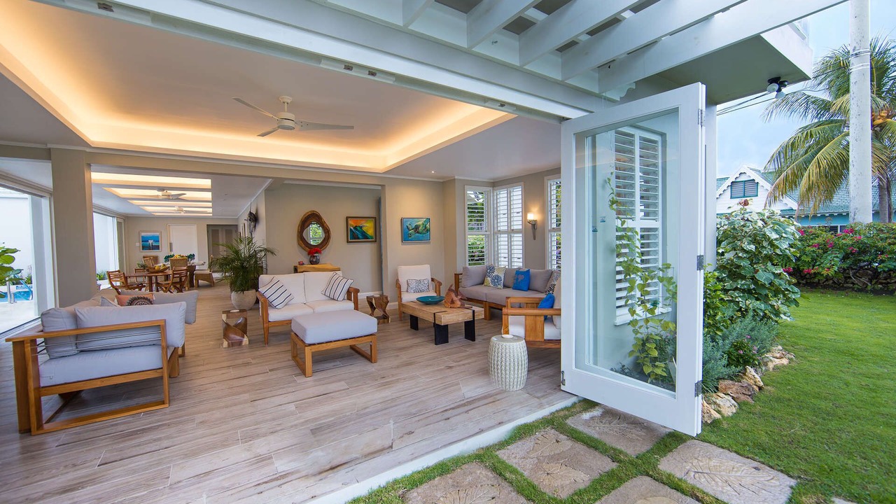 Photo of Patio Balcony in Silver Sands