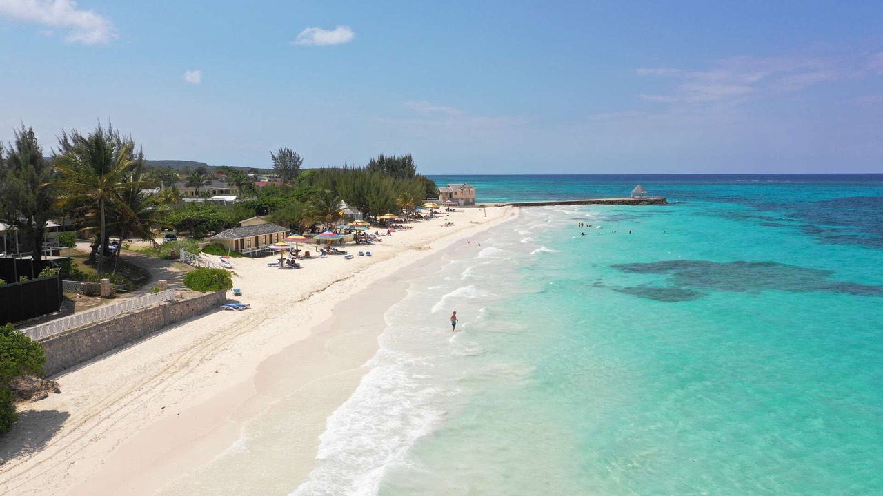 Photo of Others in Silver Sands