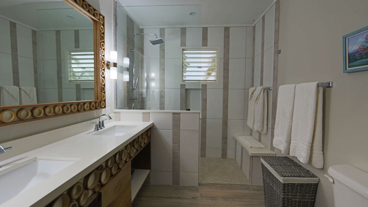 Photo of Bathroom in Silver Sands