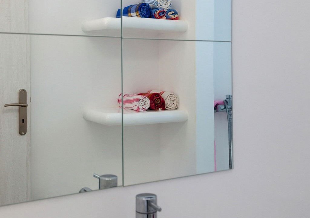 Photo of Bathroom in Ermoupoli