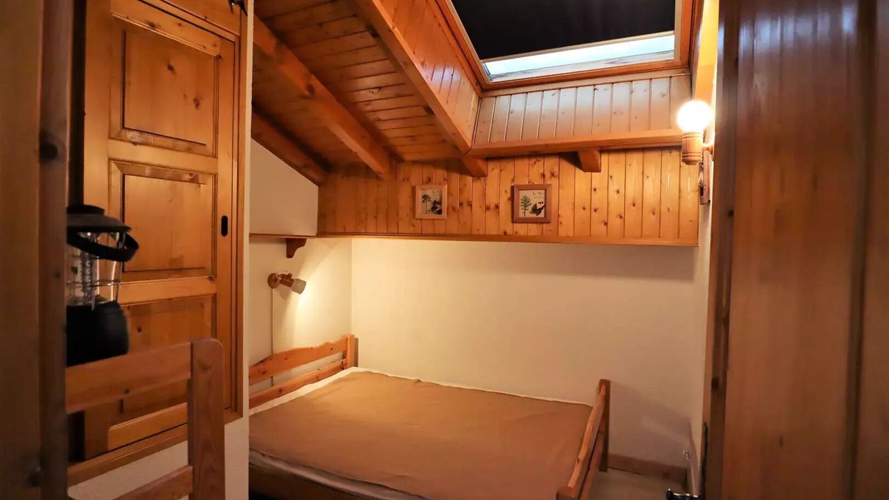 Photo of Bedroom in Areches