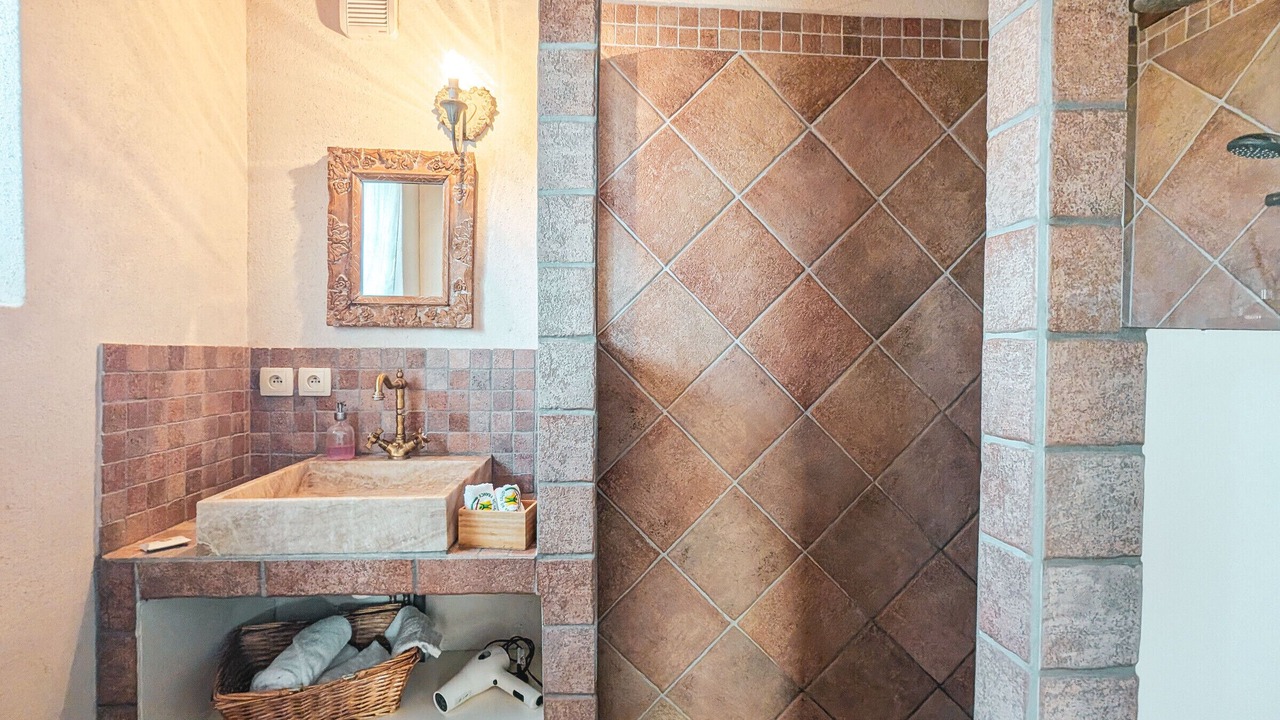 Photo of Bathroom in Pouligny-Notre-Dame