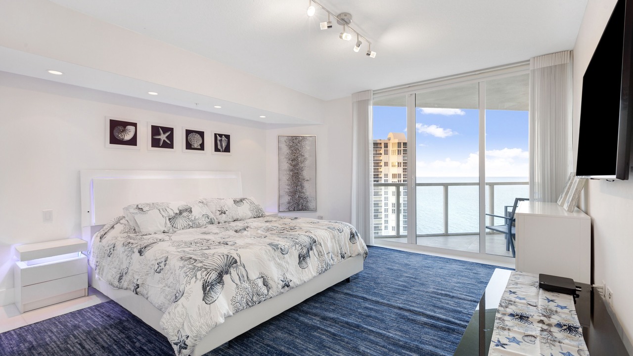 Photo of Patio Balcony in Sunny Isles Beach