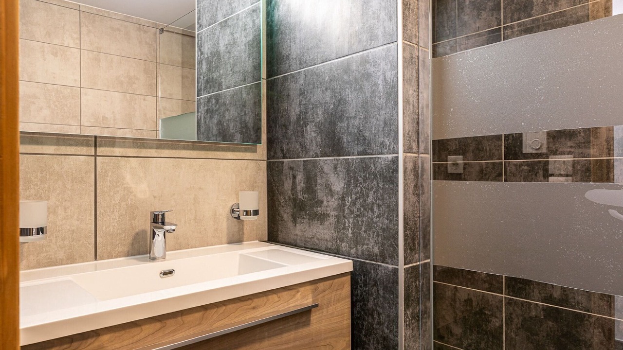 Photo of Bathroom in Abondance