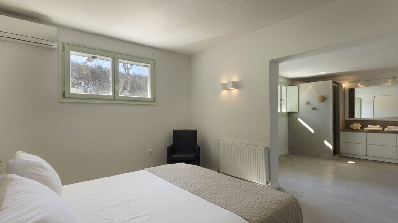 Photo of Bedroom in Paros
