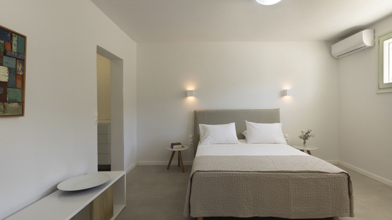 Photo of Bedroom in Paros