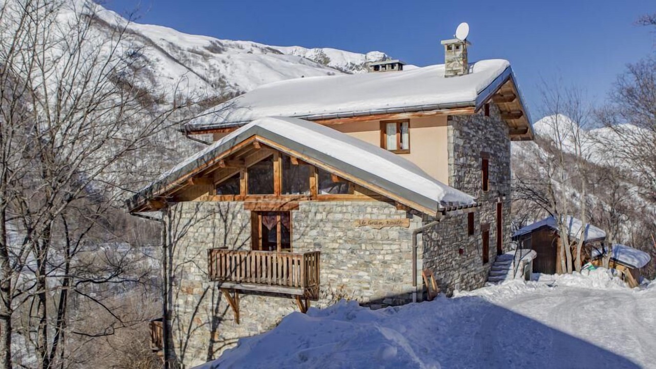 Photo of Outdoor in Praranger