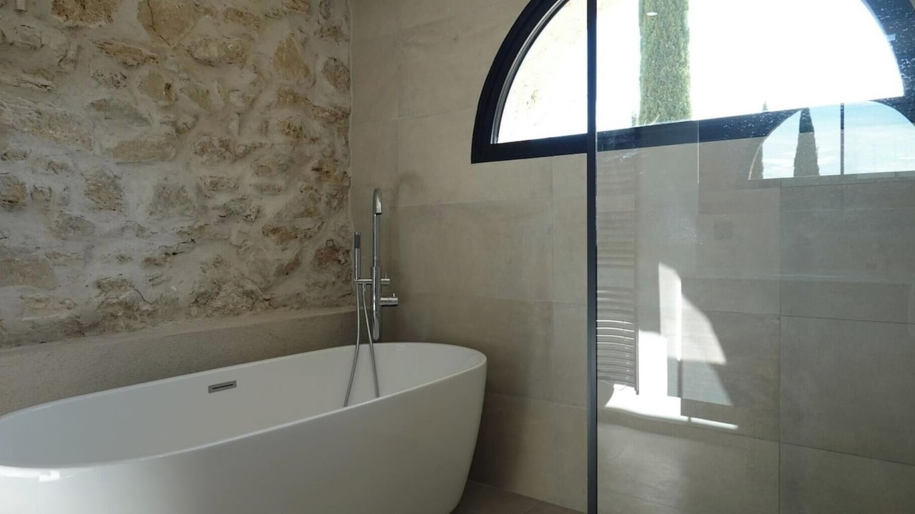 Photo of Bathroom in Callas