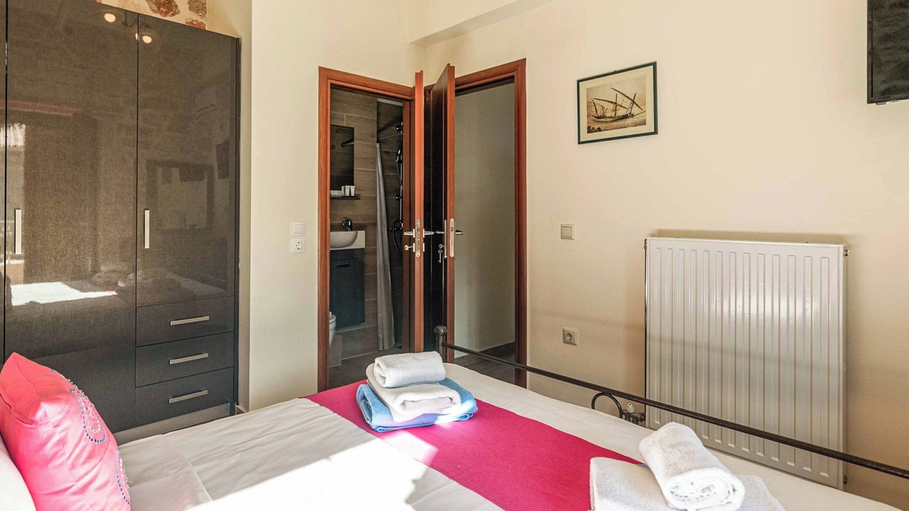 Photo of Bedroom in Elation