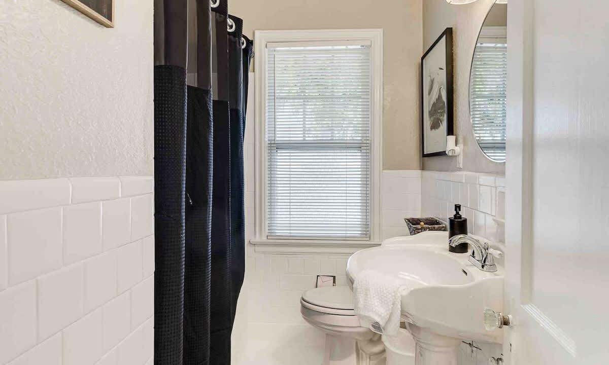 Photo of Bathroom in Lakeland