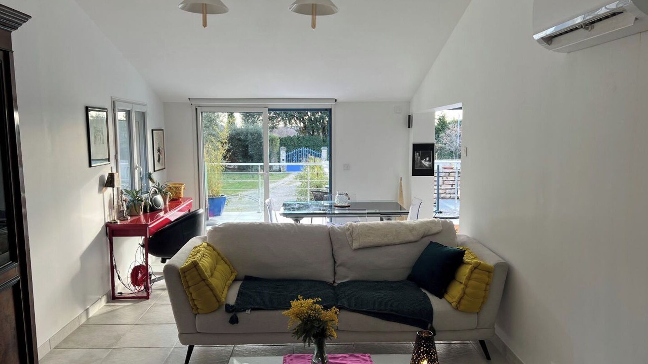 Photo of Livingroom in Bouchet