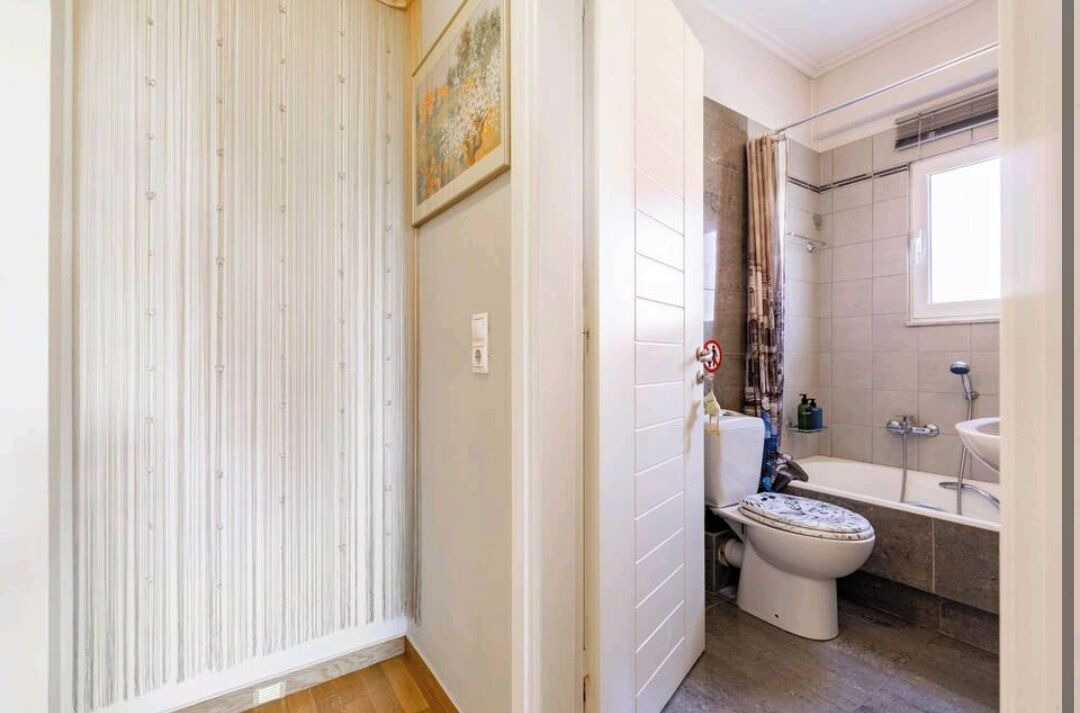 Photo of Bathroom in Khalandrion