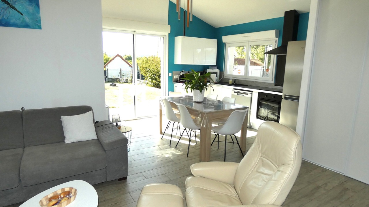 Photo of Livingroom in Commentry