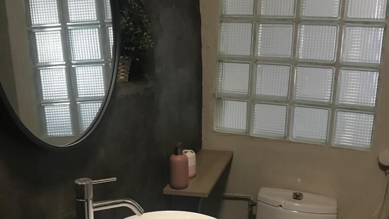 Photo of Bathroom in Entrecasteaux