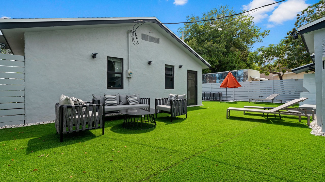 Photo of Outdoor in Midtown
