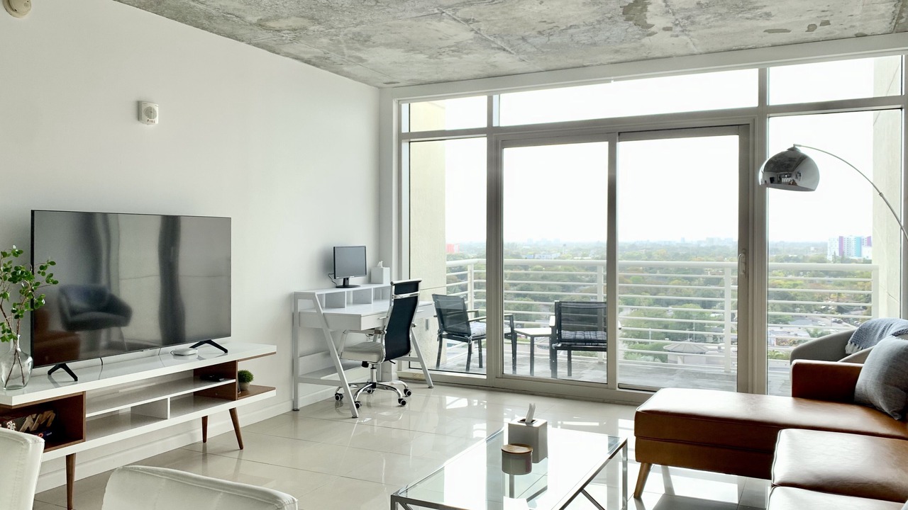 Photo of Livingroom in Midtown