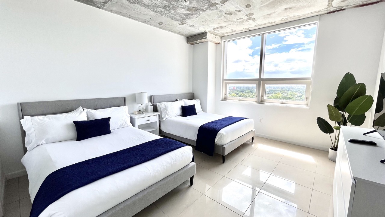 Photo of Bedroom in Midtown