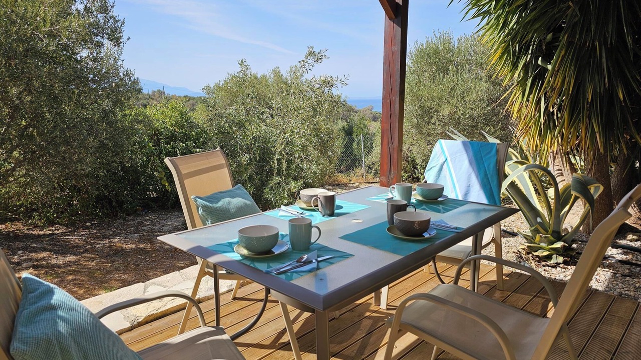 Photo of Outdoor in Adelianos Kampos