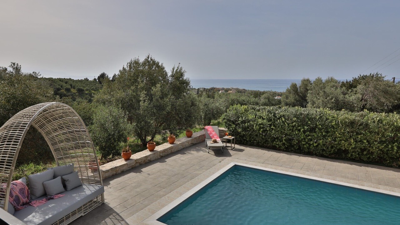 Photo of Outdoor in Adelianos Kampos
