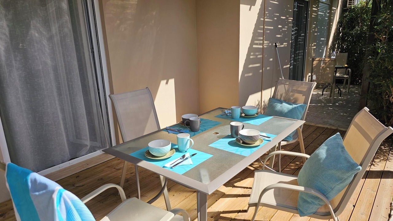 Photo of Outdoor in Adelianos Kampos