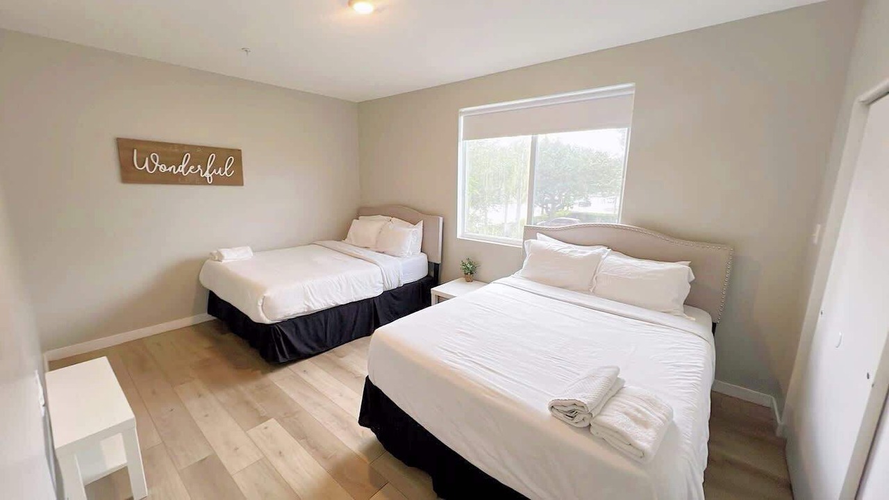 Photo of Bedroom in Golden Glades